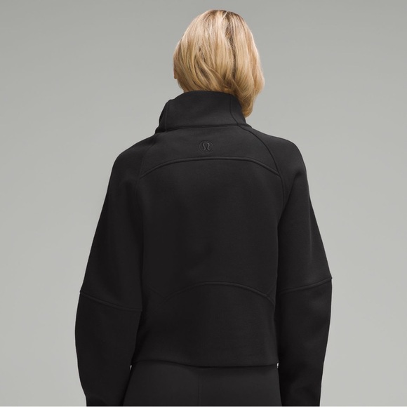 Lululemon Scuba Half Zip - Picture 3 of 7